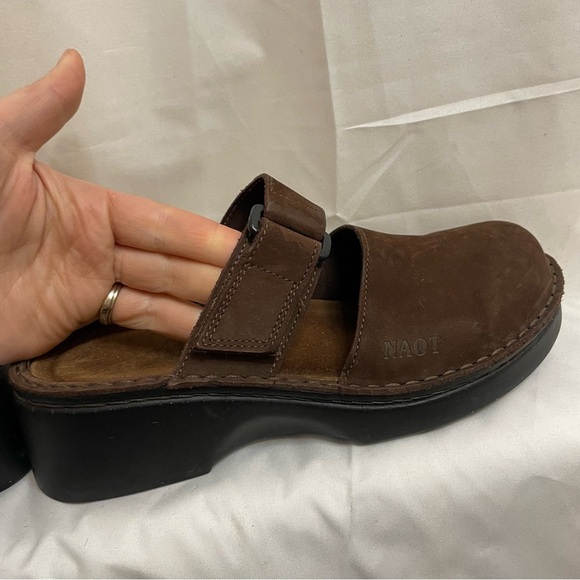 NAOT Women’s Brown Leather Slip On Mary Jane Platform Clog Size 37 - Picture 8 of 12